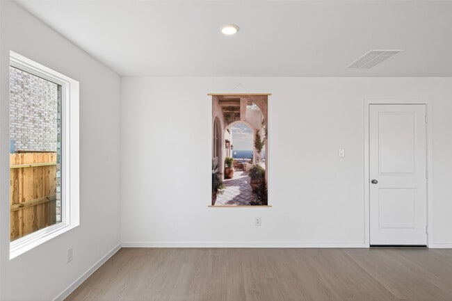 Building Photo - 6273 Alder Crk Dr