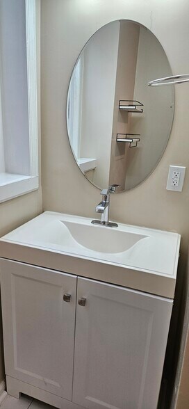 Building Photo - 2016 1st St NW