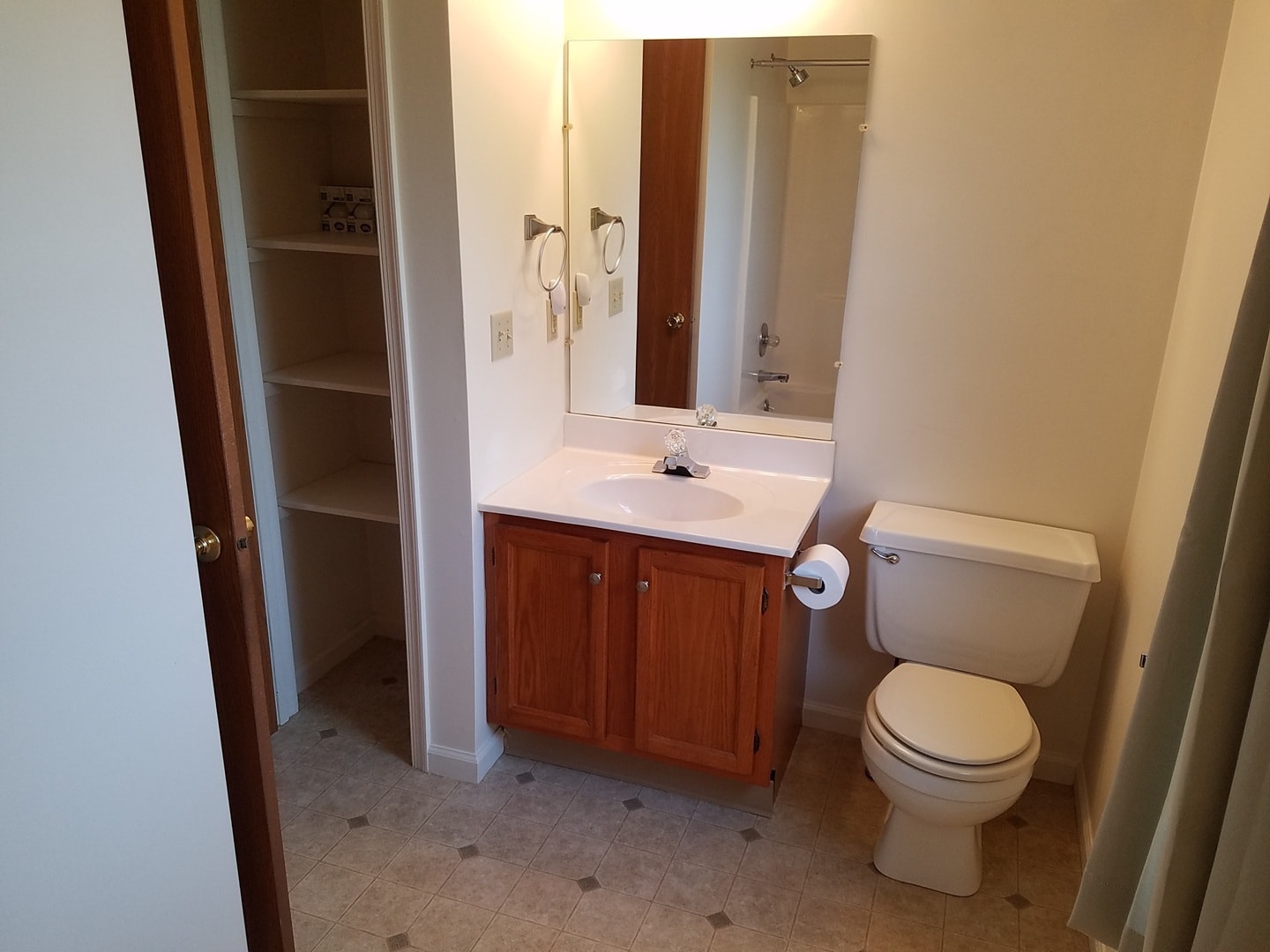 Building Photo - 163 Tom Ave