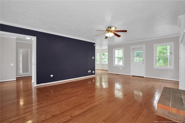 Building Photo - 853 Foxcroft Dr