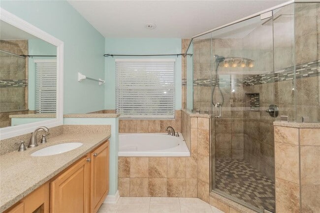 Building Photo - 7018 Cascade Ct