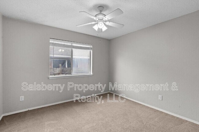 Building Photo - 4717 Barnhill Ln