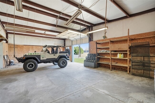 Building Photo - 7450 N 117th E Ave