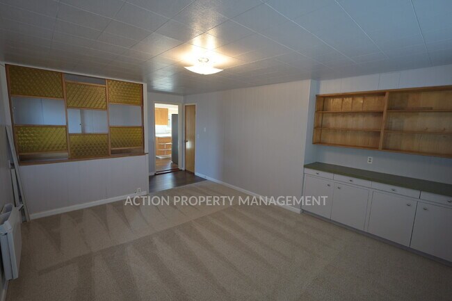 Building Photo - 4 bed 2 bath home in Port Angeles