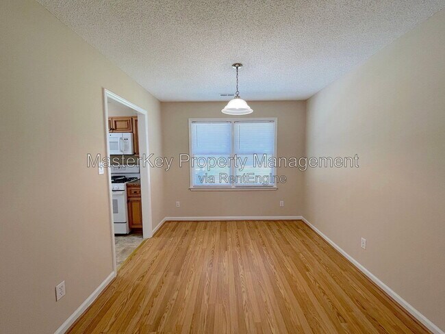 Building Photo - 6320 Dry Fork Ln