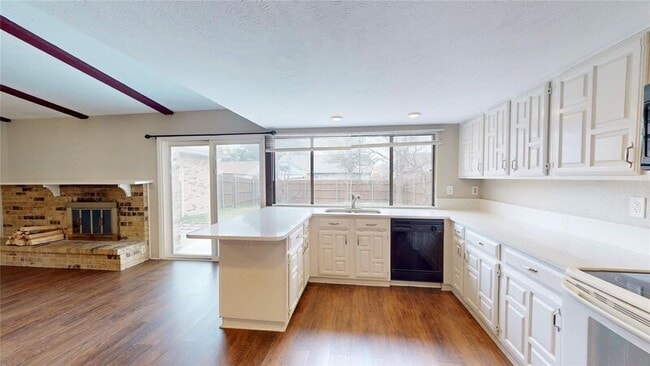 Building Photo - 4416 Augusta St