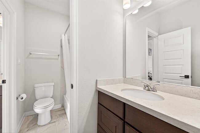 Building Photo - 7438 Denali Dr