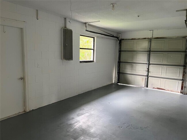 Building Photo - 1510 1st Ave