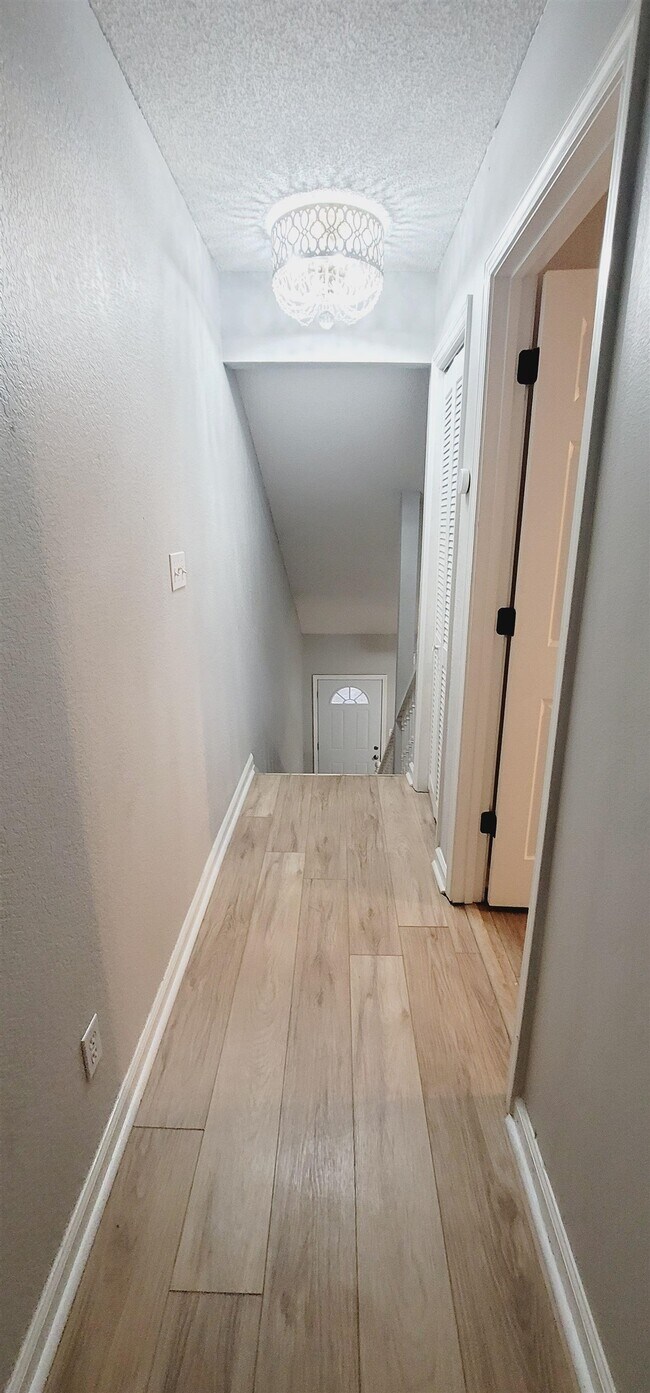 Building Photo - 2419 Nugget Ln