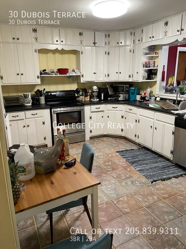 Building Photo - 30 Dubois Terrace