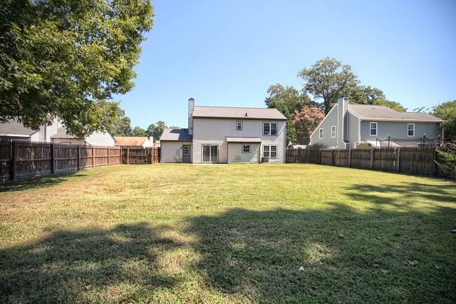 Building Photo - Call Sabrina Thomas at 757-767-0767 for more information
