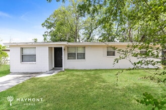 Building Photo - 6019 Verdes Rd