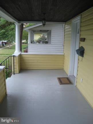 Building Photo - 5635 Oregon Ave