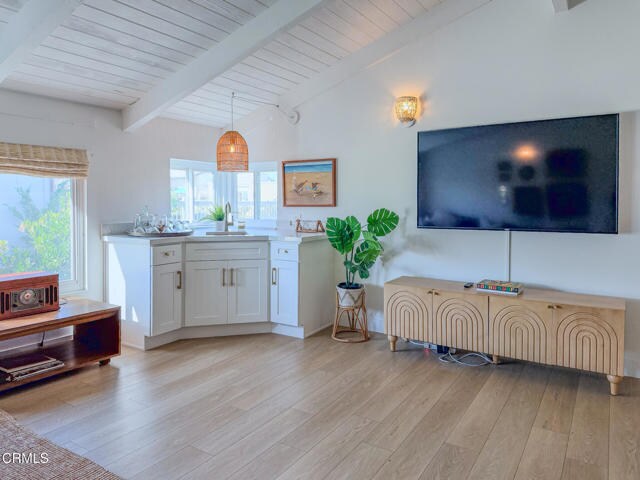 Building Photo - 4954 Dolphin Way