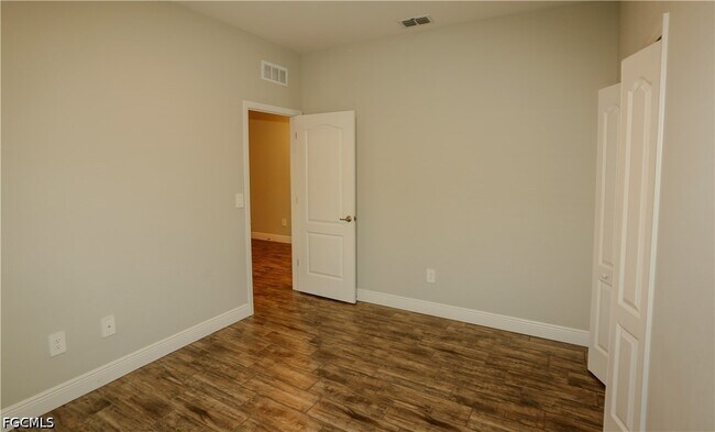 Building Photo - 8792 Cascade Price Cir