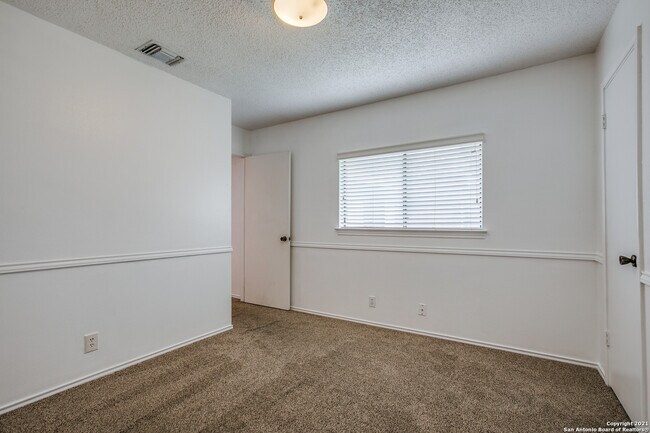 Building Photo - 7307 Chainfire Cir