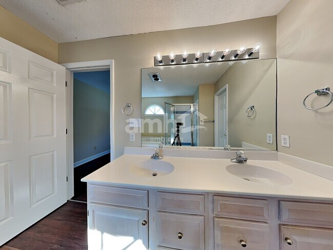 Building Photo - 4605 Norsaw Ct