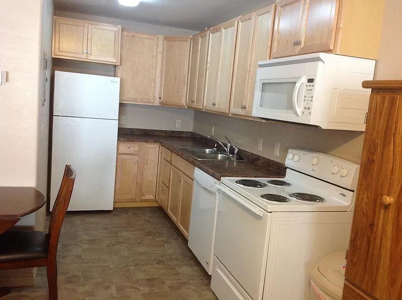 Building Photo - 812 Adams Ave