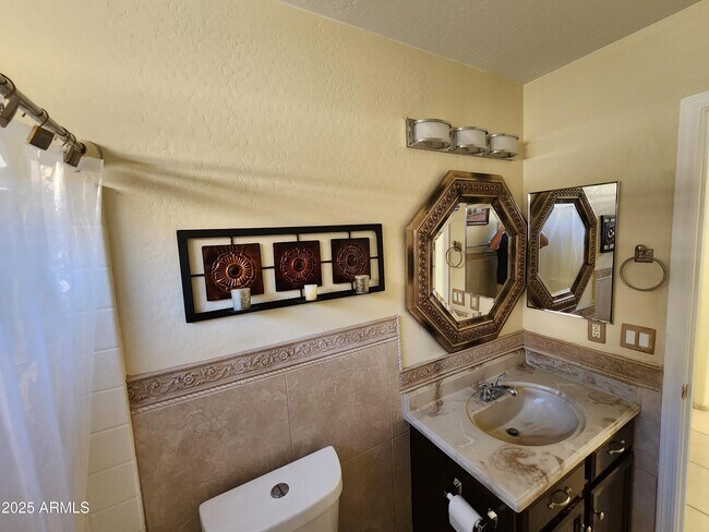 Building Photo - 19417 N 7th Dr