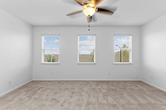 Building Photo - 213 Michaelis Dr