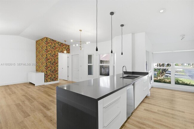 Building Photo - 10246 NW 57th Terrace