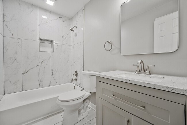 Building Photo - 4287 Exeter Dr