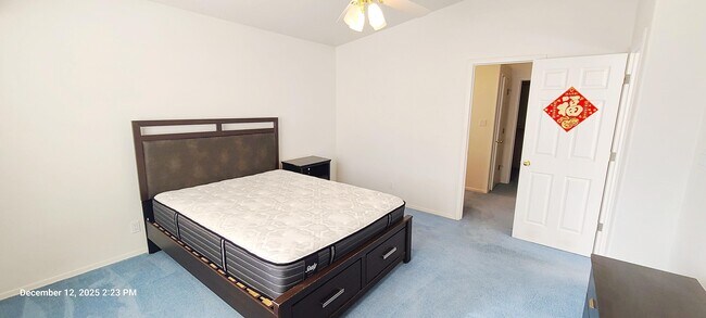 Building Photo - 7224 Quail Springs Pl NE