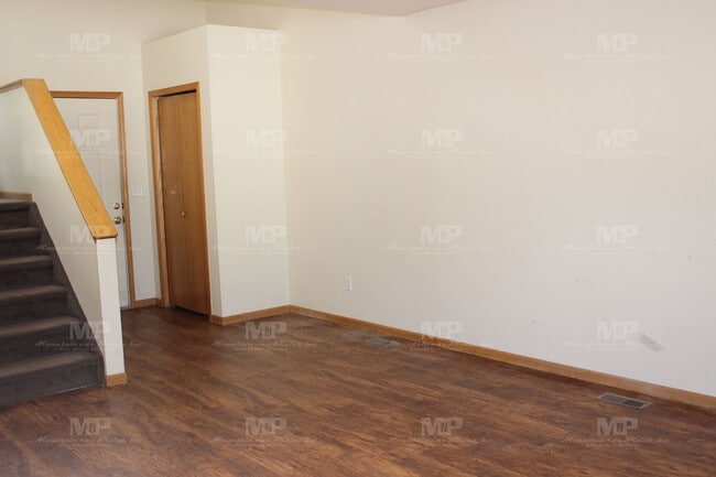 Building Photo - Bring three of your friends!