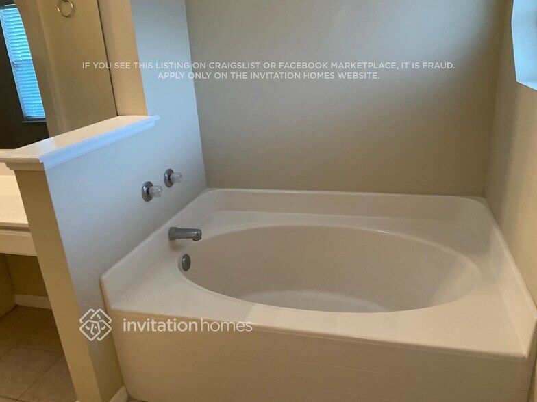 Building Photo - 66 Sterling Hill Dr