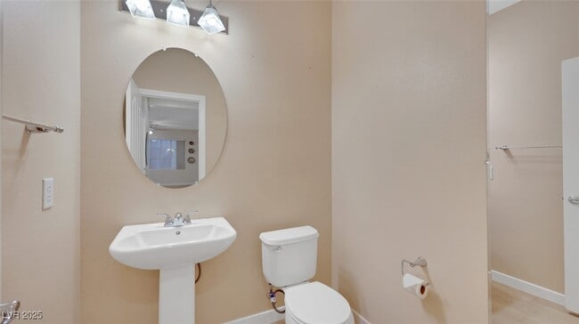 Building Photo - 9869 Iris Valley St