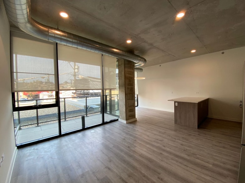 Building Photo - 1120 W Patterson Ave