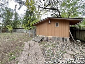 Building Photo - 814 Finale Ct