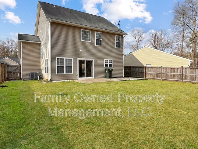 Building Photo - 320 Burton Ct