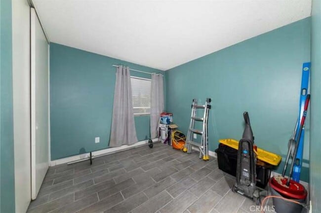 Building Photo - 12195 Carnation Ln