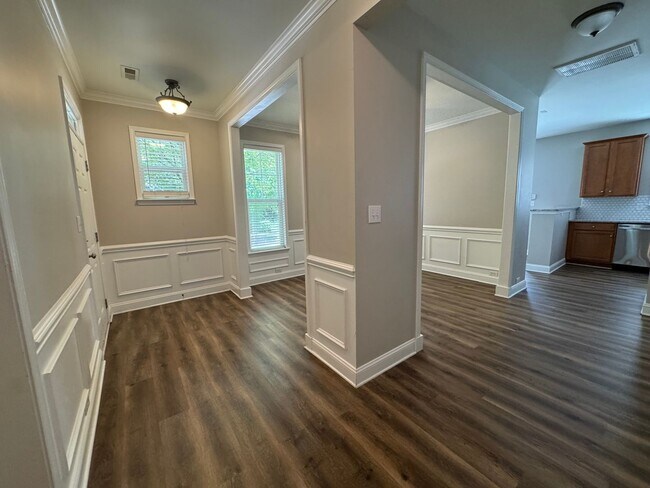 Building Photo - 9734 Cadman Ct