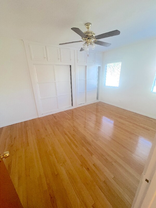 Building Photo - 1255 N Mansfield Ave