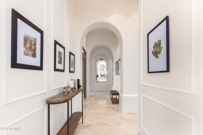 Building Photo - 6900 E Ironwood Dr