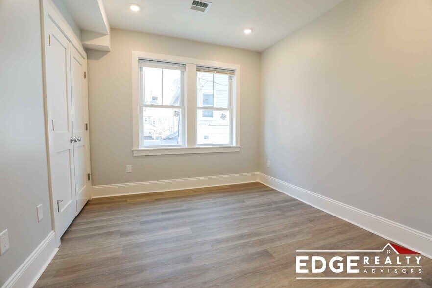 Building Photo - 78 North Beacon St