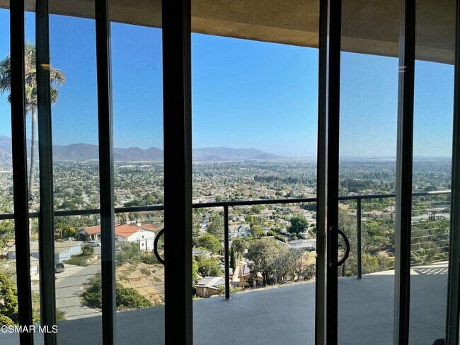 Building Photo - 660 Ocean View Dr