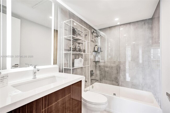 Building Photo - 2501 S Ocean Dr