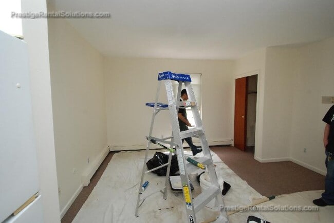 Building Photo - 82 S Huntington Ave