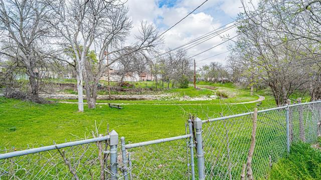 Building Photo - 542 S Redford Ln