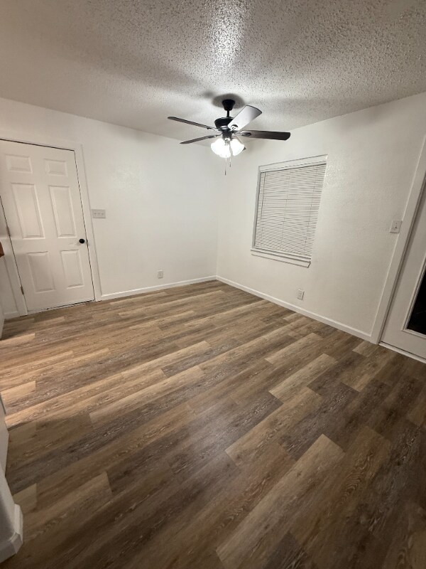 Building Photo - 652 Sue Ann Ln