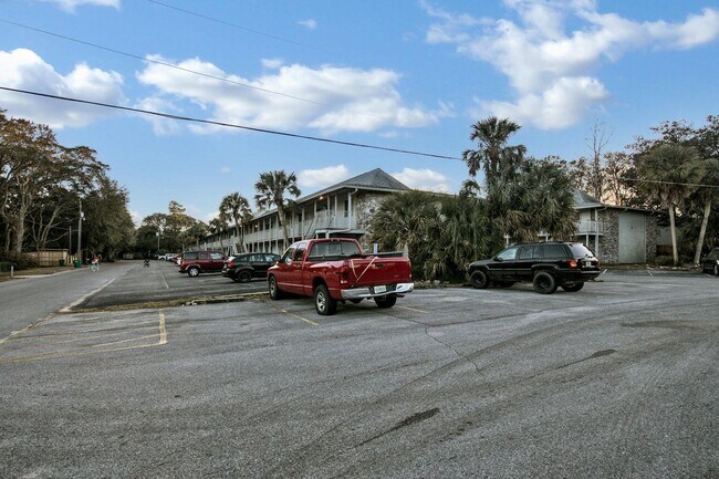 Building Photo - 201 E College Blvd