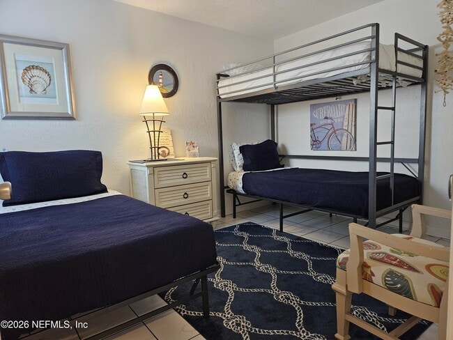 Building Photo - 4302 Seagate Ln N