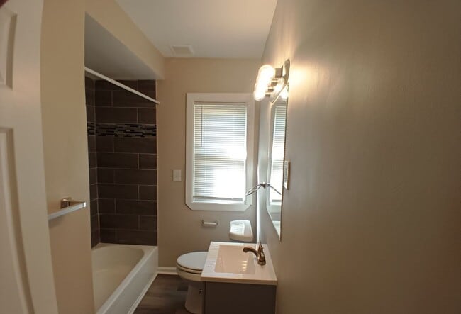 Building Photo - Generous 5 Bedroom Colonial Style Home