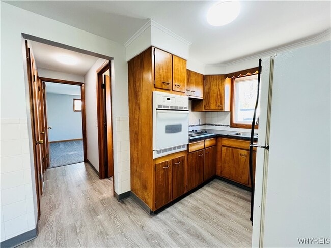 Building Photo - 1199 Center Rd