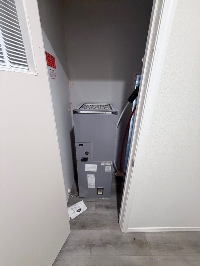 Building Photo - New 3 bedroom 2 bathrooms House on the outskirts of Stayton