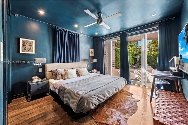 Building Photo - 738 NE 72nd Terrace