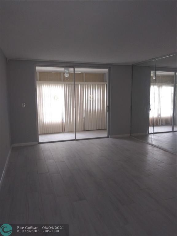 Building Photo - 6050 NW 64th Ave